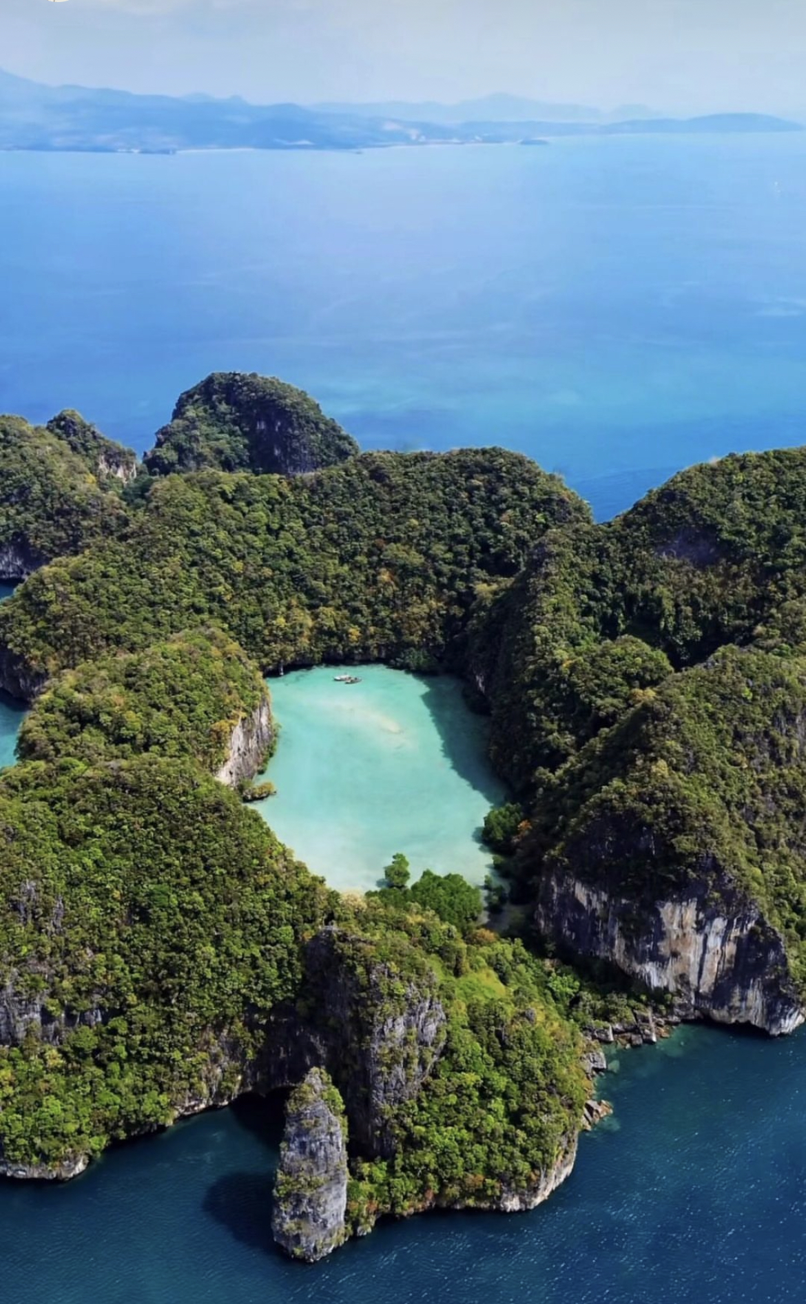 Maya Bay, Koh Phi Phi